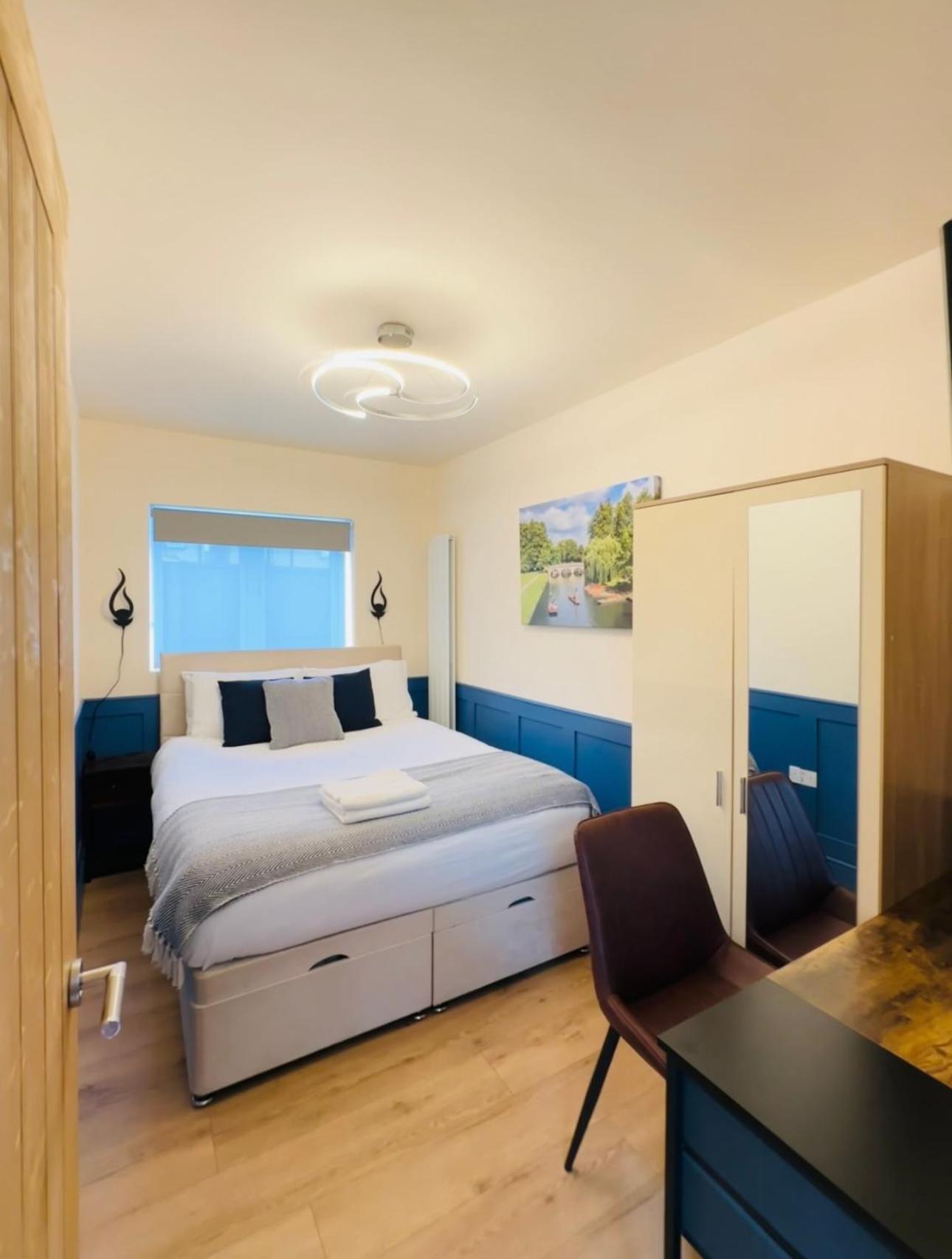 Deluxe Cambridge (Cambridgeshire)