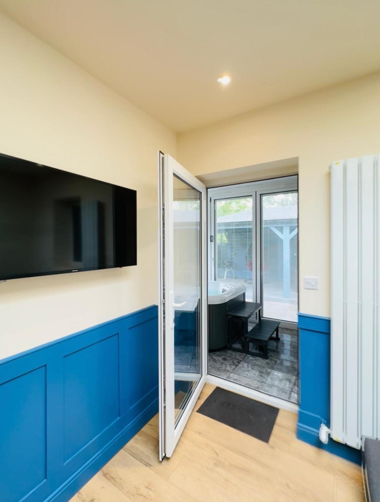 Deluxe Apartment *