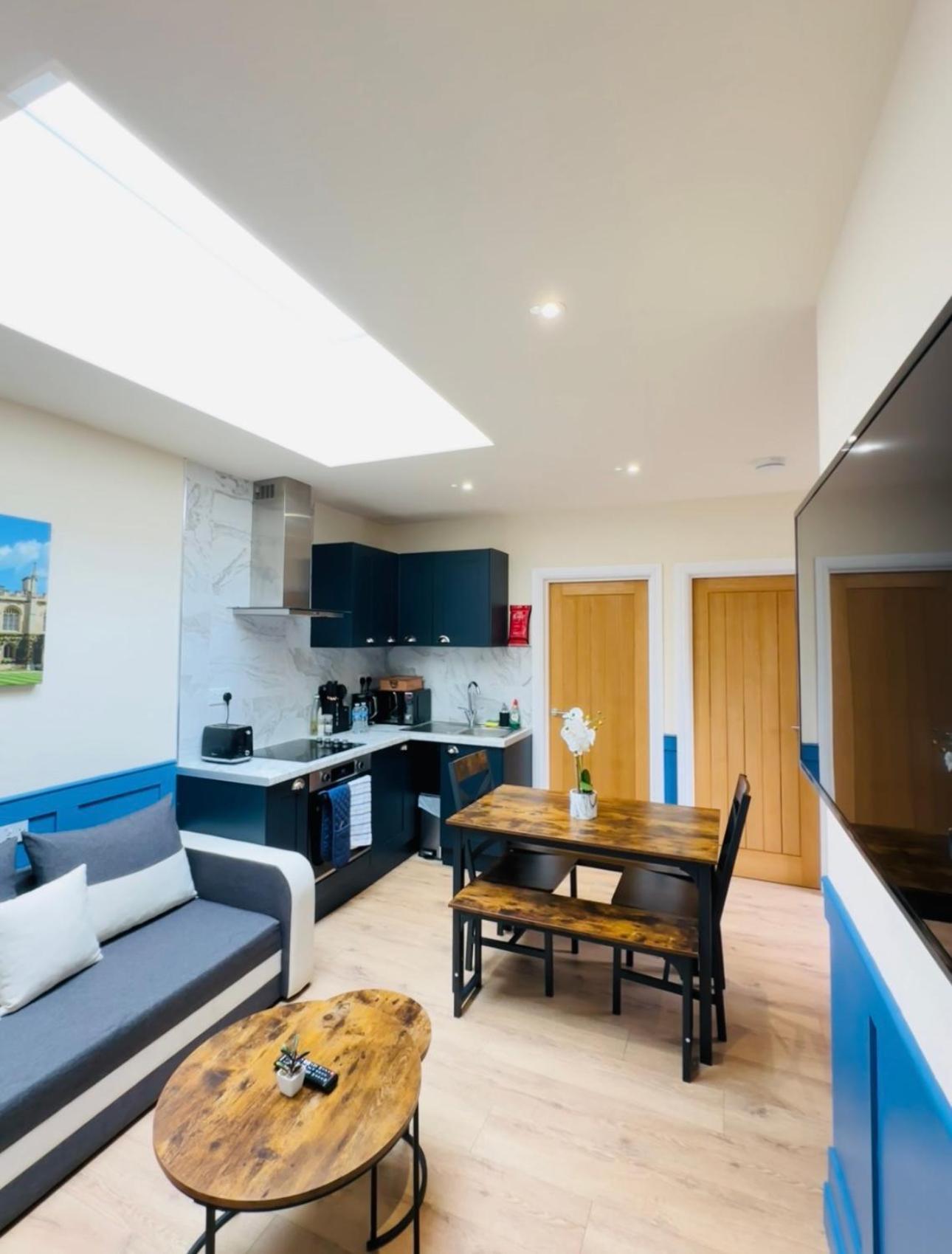 Apartment Deluxe *